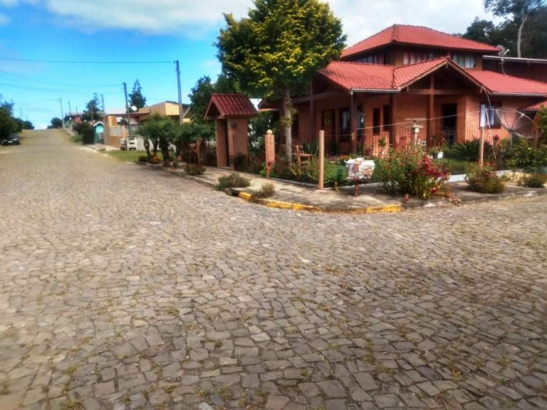 B-246     DUAS(02) LINDAS E ENORMES CASAS PELO PREÇO DE UMA!!!!