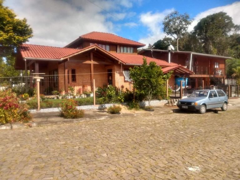 B-246     DUAS(02) LINDAS E ENORMES CASAS PELO PREÇO DE UMA!!!!