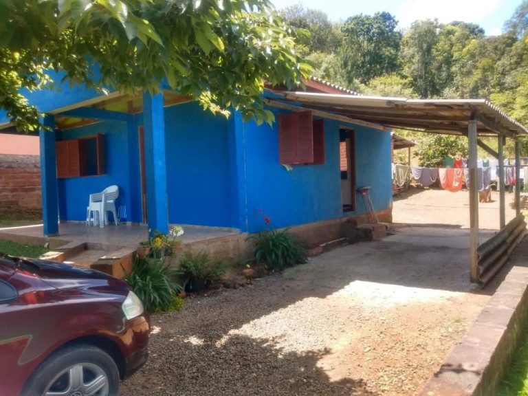 B-321     CASA PRATICAMENTE NOVA COM PROJETO DE AMPLIAÇÃO POR PREÇO IMPERDÍVEL!!!!