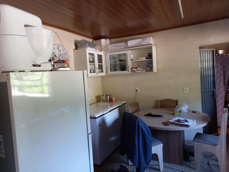 B-1020     EXCELENTE PONTO COMERCIAL NA CIDADE DE PICADA CAFÉ COM FRENTE PARA BR 116!!!