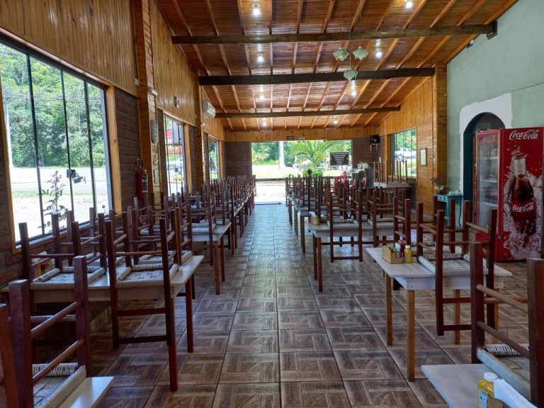 B-1020     EXCELENTE PONTO COMERCIAL NA CIDADE DE PICADA CAFÉ COM FRENTE PARA BR 116!!!
