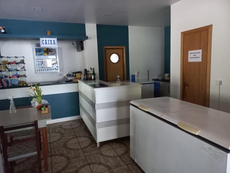 B-1020     EXCELENTE PONTO COMERCIAL NA CIDADE DE PICADA CAFÉ COM FRENTE PARA BR 116!!!