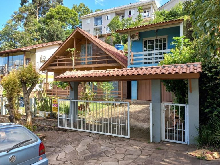 B-266     DUAS CASAS NO BAIRRO POUSADA DA NEVE-NOVA PETRÓPOLIS-SERRA GAÚCHA!!!