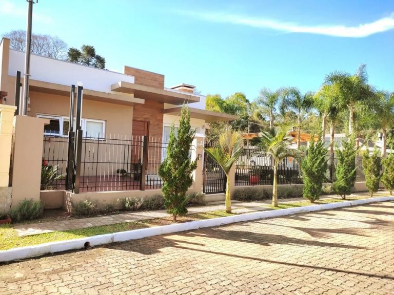 B-399     CASA DE ALTO PADRÃO EM PICADA CAFE-RS