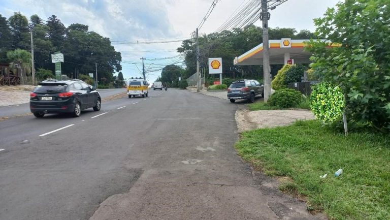 B-03     FANTÁSTICO TERRENO COM 24 METROS DE FRENTE PARA AVENIDA 15 DE NOVEMBRO!!!