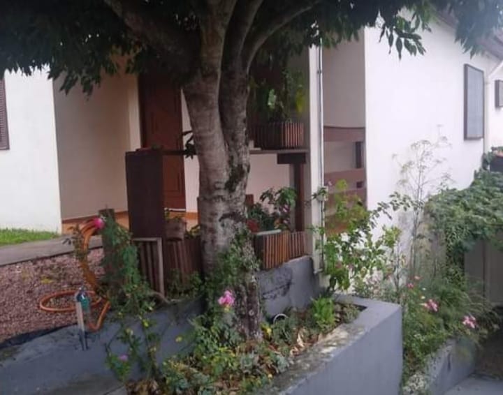 B-1380     EXCELENTE CASA NO BAIRRO BELA VISTA EM PICADA CAFÉ-RS