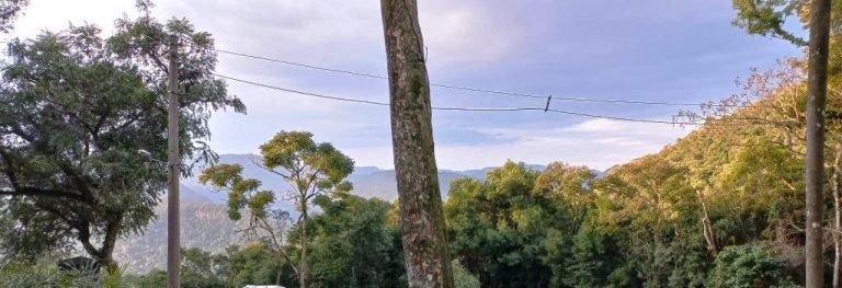 B-48     TERRENO DE 2.500 M² NO NINHO DAS ÁGUIAS COM LINDA VISÃO PANORÂMICA!!!