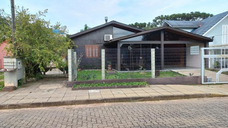 B-213     LINDA CASA EM NOVA PETRÓPOLIS-SERRA GAÚCHA!!!
