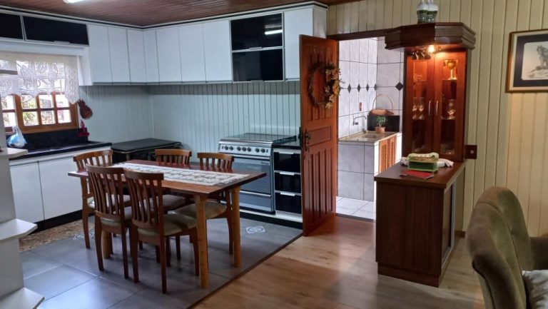B-213     LINDA CASA EM NOVA PETRÓPOLIS-SERRA GAÚCHA!!!