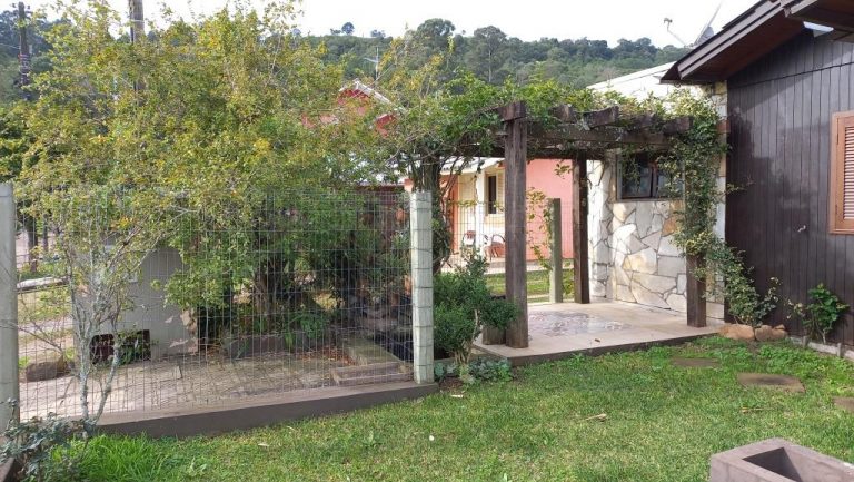 B-213     LINDA CASA EM NOVA PETRÓPOLIS-SERRA GAÚCHA!!!