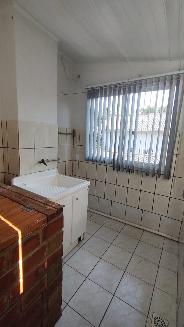 B-209 DUAS CASAS NO MESMO TERRENO NO BAIRRO VALE VERDE- NOVA PETRÓPOLIS-RS