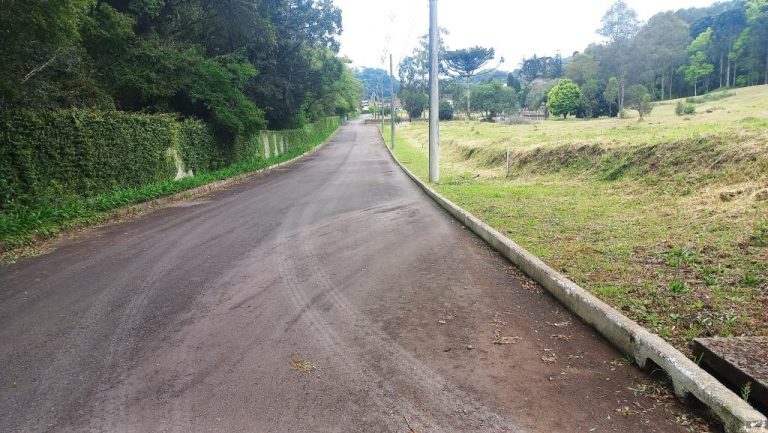 B-133     FANTÁSTICO TERRENO DE ESQUINA EM CONDOMÍNIO FECHADO!!!