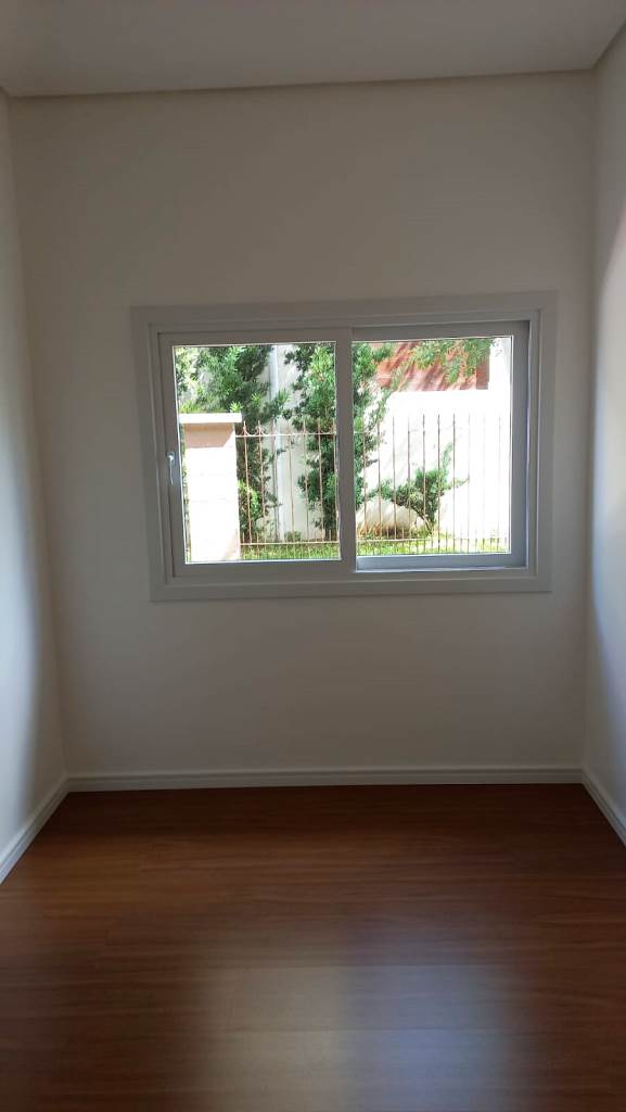 B-317 – LINDÍSSIMA CASA NOVA DE ESQUINA COM MARAVILHOSA VISTA PANORÂMICA!!!