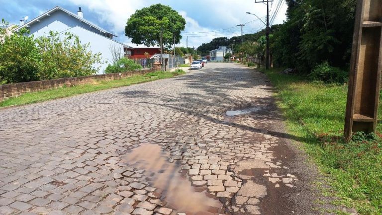 B-55     EXCELENTE TERRENO COM FRENTE PARA AV. GERMÂNIA!!!