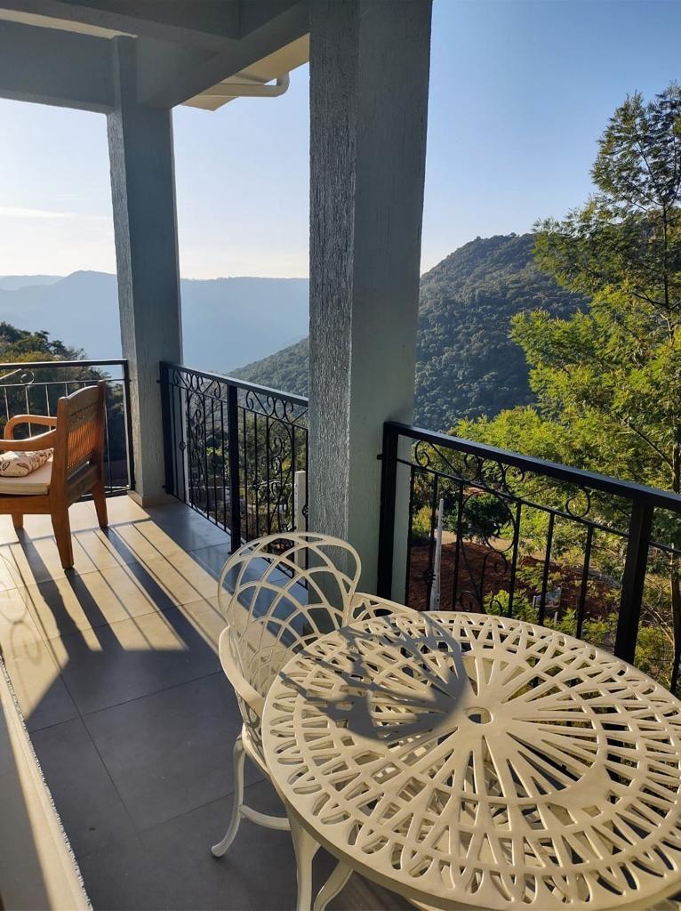 B-216     CASA LINDÍSSIMA COM VISTA PANORÂMICA MARAVILHOSA!!!!