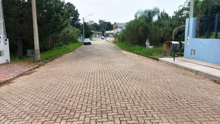B-110     TERRENO COM PREÇO IMPERDÍVEL!!!! LUGAR NOBRÍSSIMO!!!