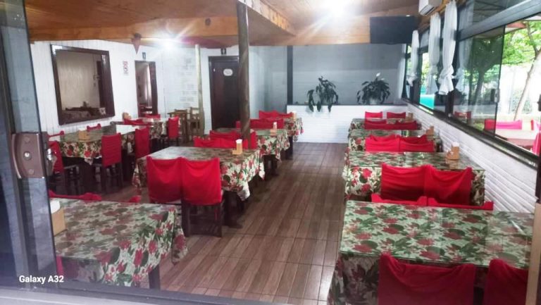 B-1005     ESTRUTURA COMPLETA DE RESTAURANTE. PREÇO IMPERDÍVEL!!!!