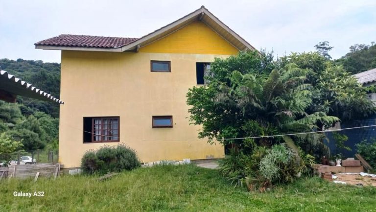 B-201     AMPLA CASA NA LINHA IMPERIAL – NOVA PETRÓPOLIS – SERRA GAÚCHA