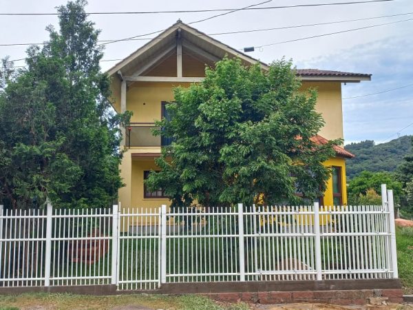 B-201     AMPLA CASA NA LINHA IMPERIAL – NOVA PETRÓPOLIS – SERRA GAÚCHA