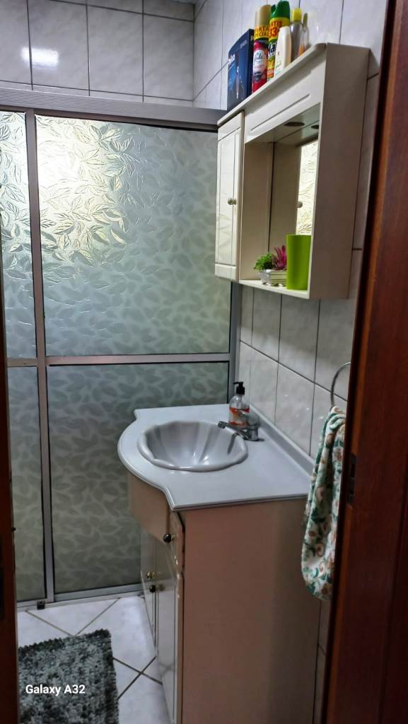 B-206     CASA COM PISCINA NA ENTRADA DA CIDADE COM LINDA VISTA PANORÂMICA!!!