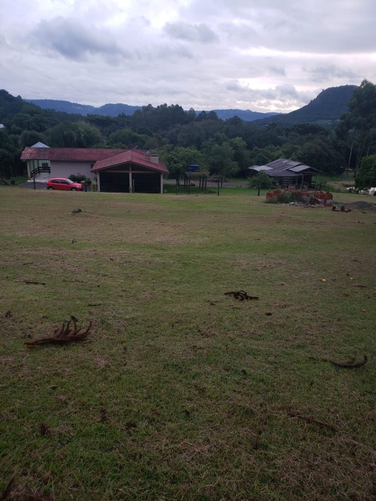 B-852 TERRENO EM GRAMADO