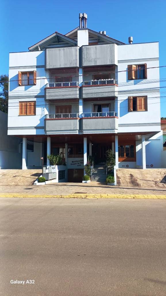 B-625     LINDO APARTAMENTO NO CENTRO DA CIDADE DE NOVA PETRÓPOLIS!!!