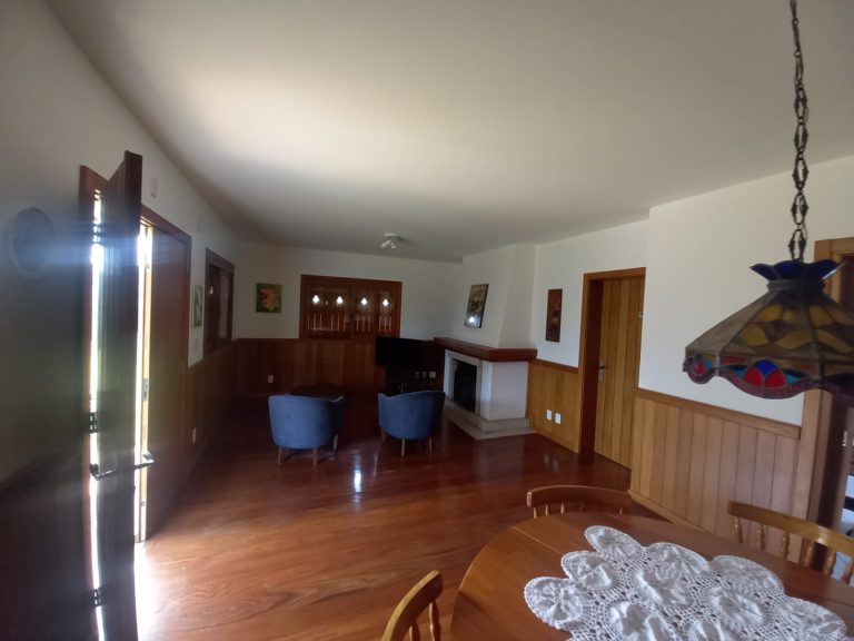 B-751 EXUBERANTE CHÁCARA EM MORRO REUTER
