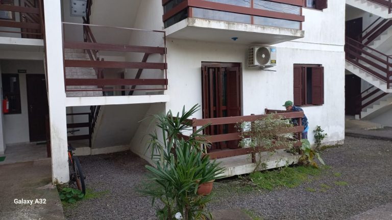 B-654     APARTAMENTO SEMIMOBILIADO COM PREÇO IMPERDÍVEL!!!