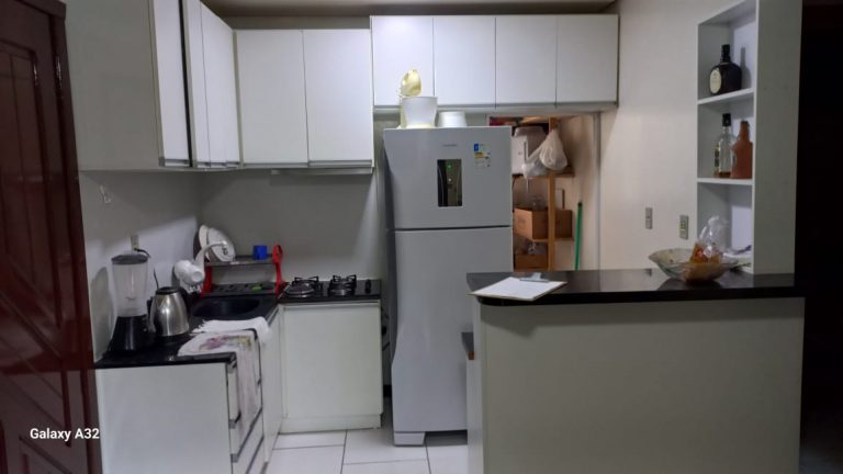 B-654     APARTAMENTO SEMIMOBILIADO COM PREÇO IMPERDÍVEL!!!