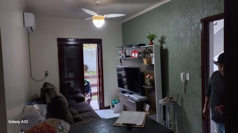 B-654     APARTAMENTO SEMIMOBILIADO COM PREÇO IMPERDÍVEL!!!
