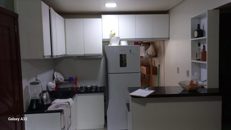 B-654     APARTAMENTO SEMIMOBILIADO COM PREÇO IMPERDÍVEL!!!