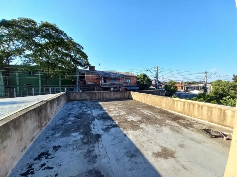 B-262     AMPLA CASA DE ESQUINA EM NOVO HAMBURGO!!!