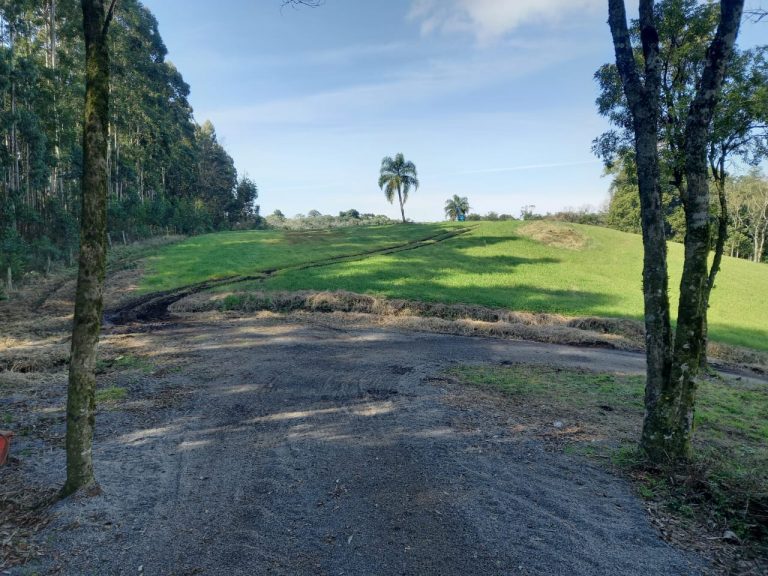 B-910 LINDA CHÁCARA EM SANTA MARIA DO HERVAL NA DIVISA COM GRAMADO