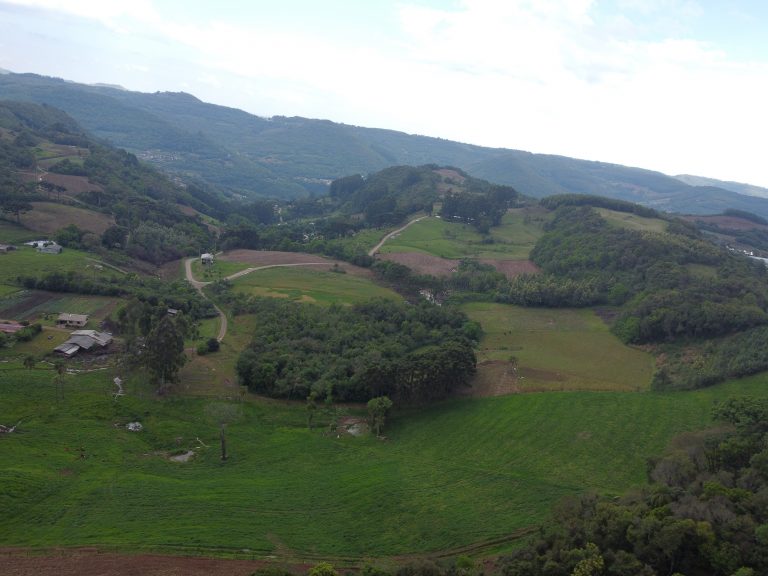 B-733  Área de Terras à Venda em Santa Maria do Herval – Beleza Natural e Grande Potencial!