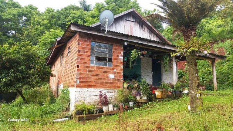B-360    TERRENO E CASA POR UM PREÇO SEM PARÂMETROS EM NOVA PETRÓPOLIS!!!