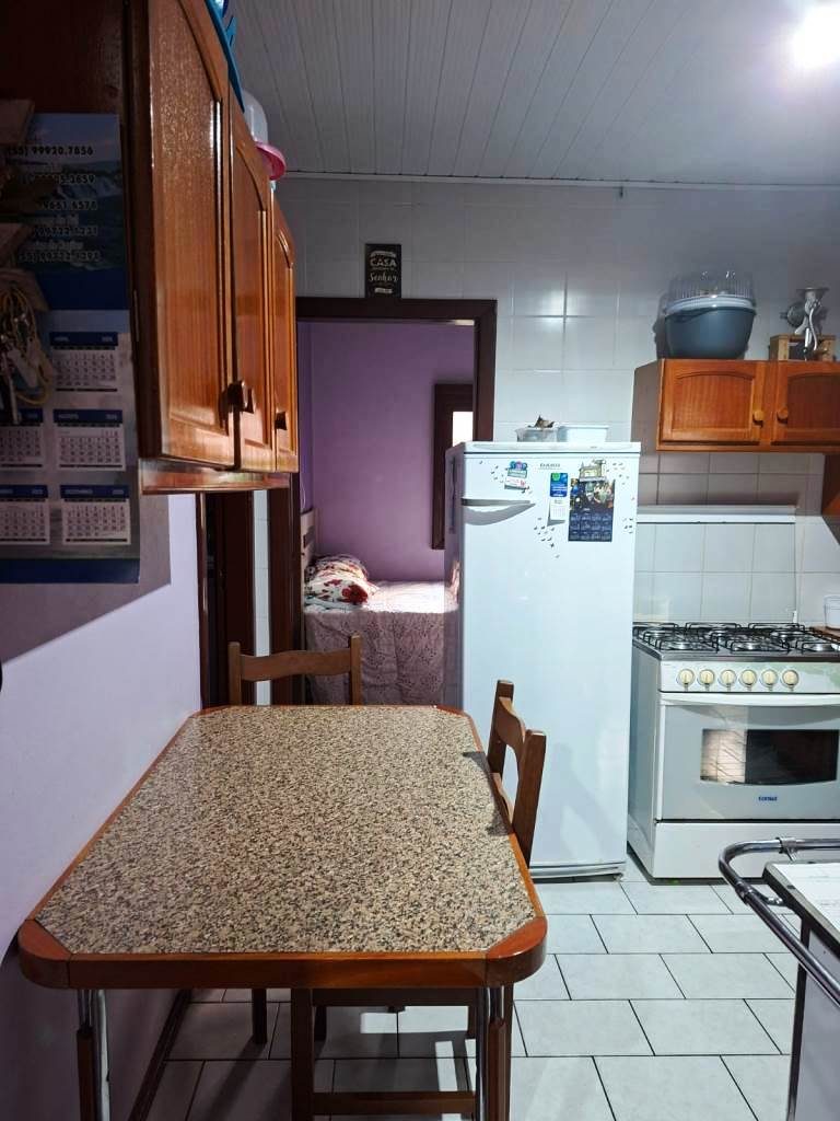 B-215     OPORTUNIDADE: DUAS CASAS PELO PREÇO DE UMA!!!!