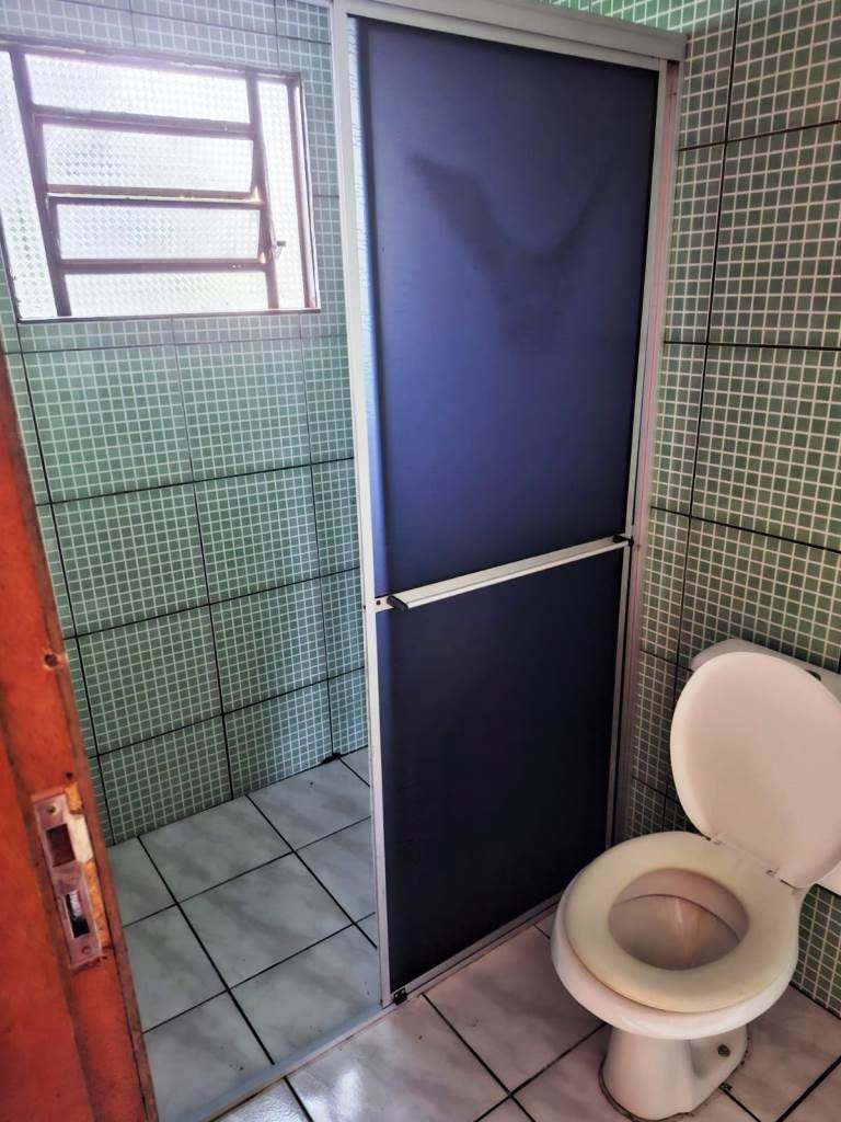 B-215     OPORTUNIDADE: DUAS CASAS PELO PREÇO DE UMA!!!!