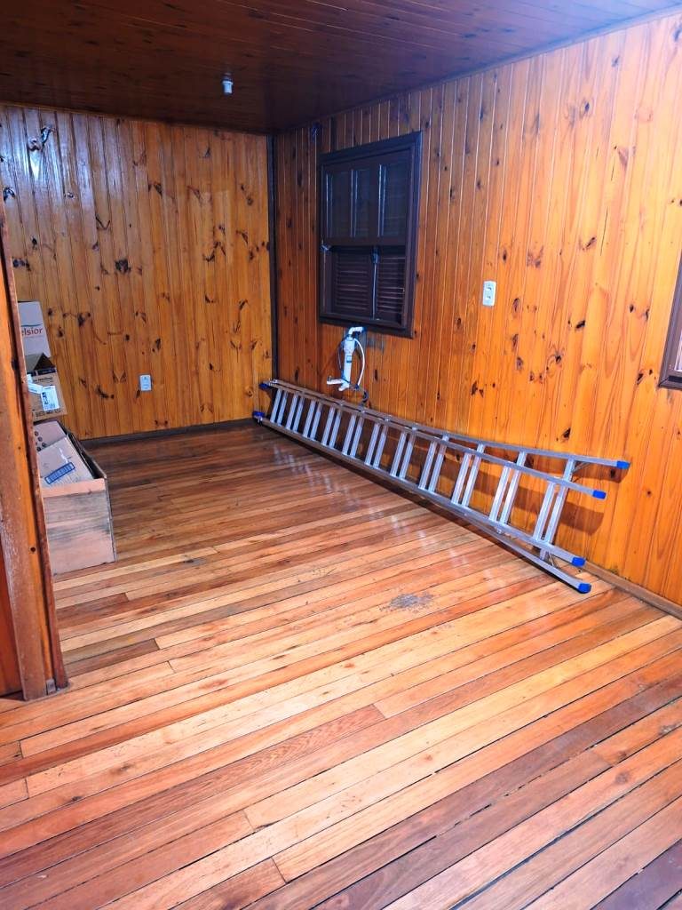 B-215     OPORTUNIDADE: DUAS CASAS PELO PREÇO DE UMA!!!!
